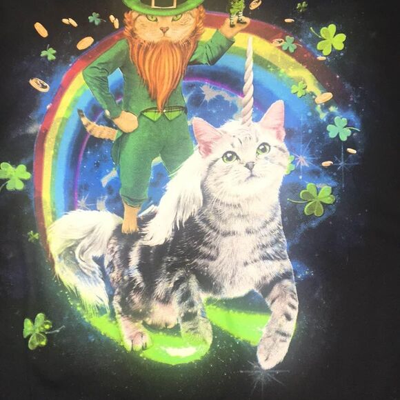 St. Patrick's Day Cat Leprechaun Riding Cat Unicorn - Men’s XL - NEW - Picture 2 of 3
